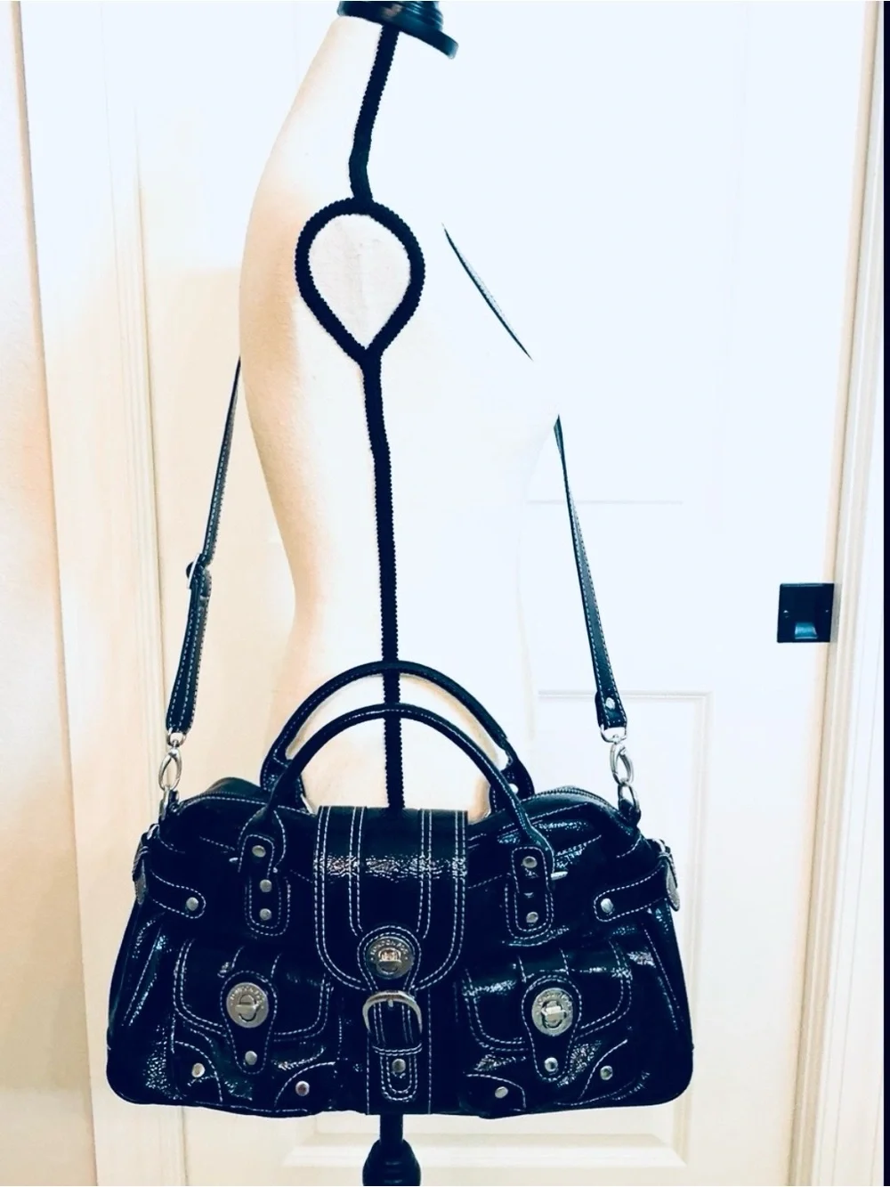 LONDON FOG, vintage Black Patent Satchel with Silver-Tone Accents, Like New